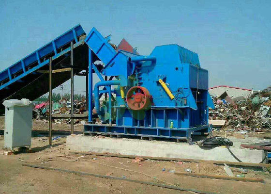 中国 友好的なエコをリサイクルする不用な金属のための頑丈で青い金属の粉砕機機械 サプライヤー