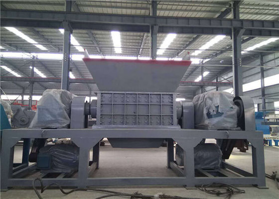 中国 自動産業屑鉄のシュレッダー材料5トンの容量H13の刃 サプライヤー